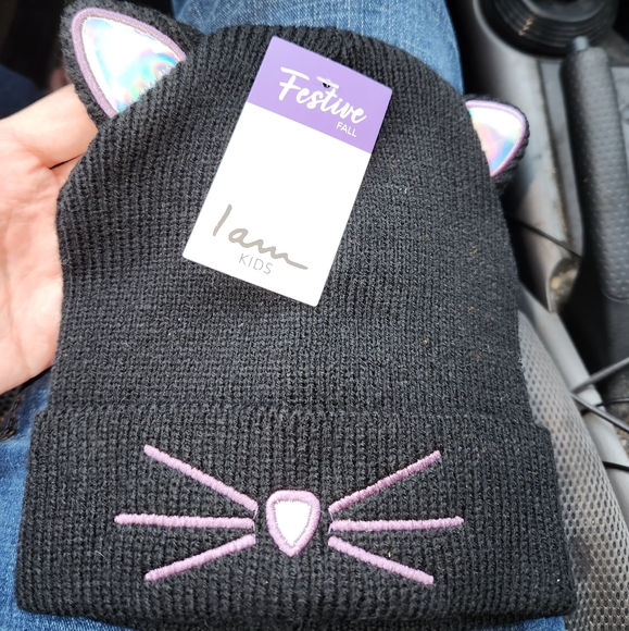 Kids iridescent cat ear winter hat with embroidered whiskers. - Picture 1 of 3